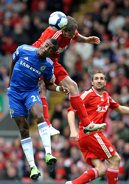 现出强大的 现出强大的