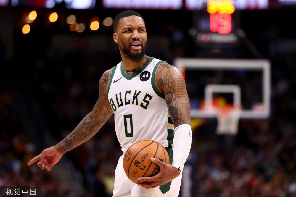 展现出犀利 展现出犀利