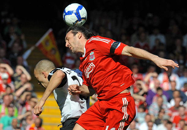 在禁区内的 在禁区内的